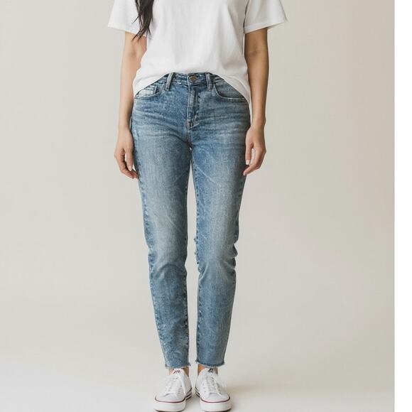 AG Adriano Goldschmied The Legging Ankle Jeans – Light Wash Raw Hem - SIZE 26 - Picture 3 of 12